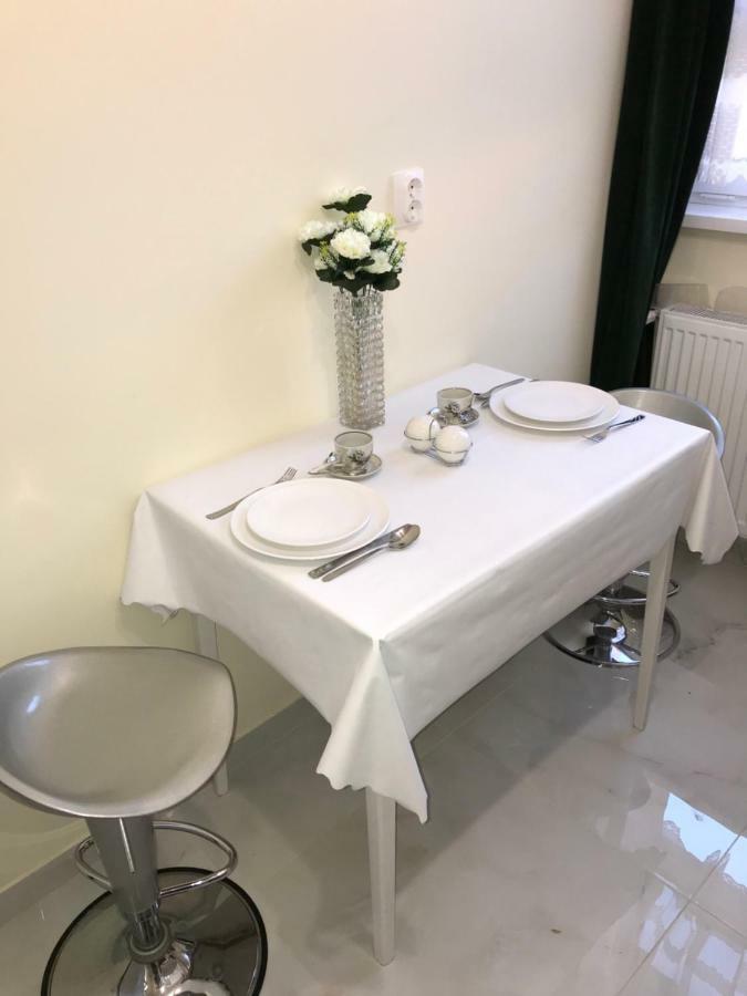 Ella Apartman Debrecen Extérieur photo