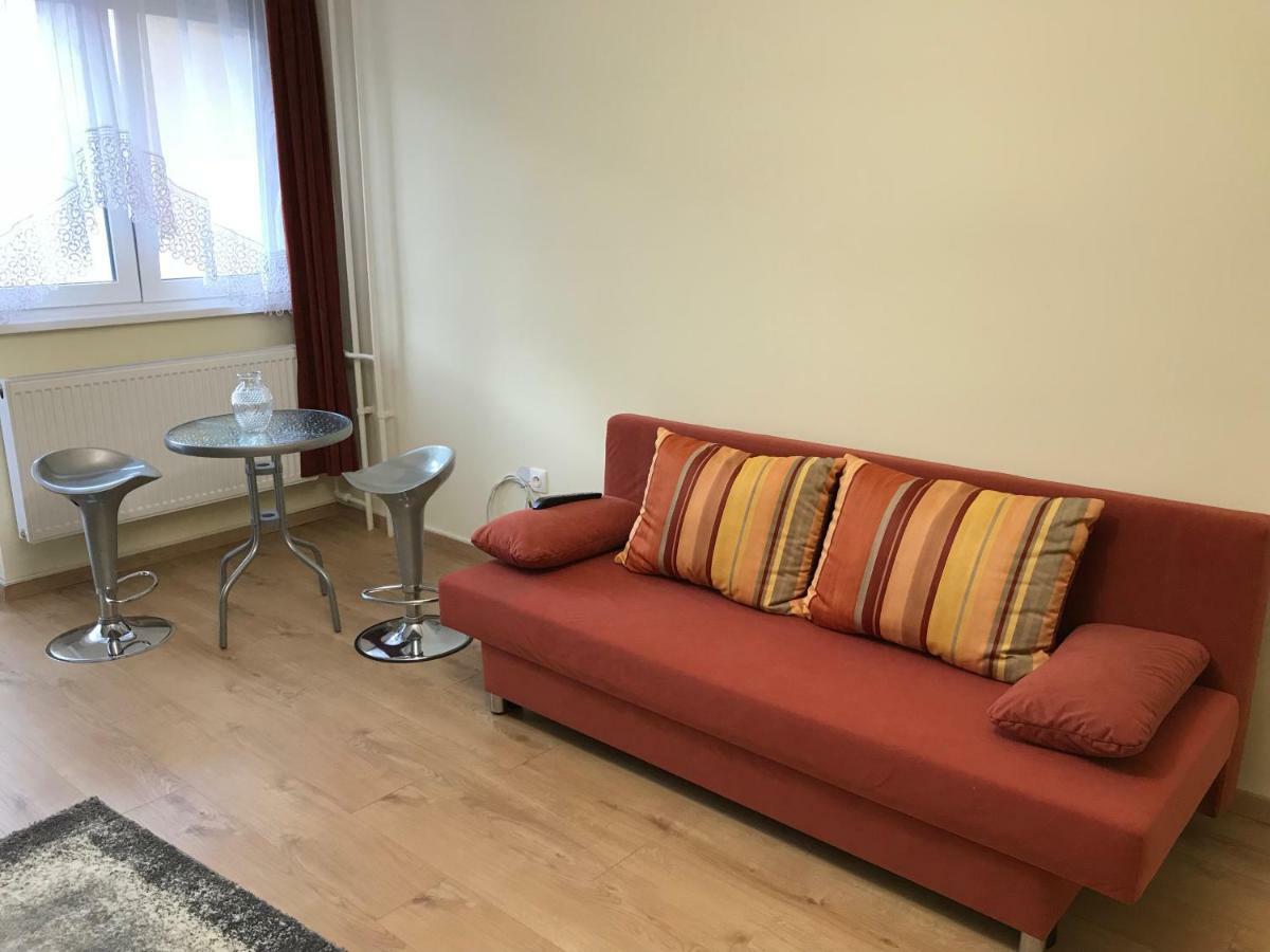 Ella Apartman Debrecen Extérieur photo