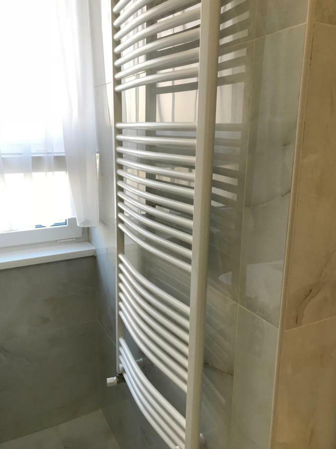 Ella Apartman Debrecen Extérieur photo